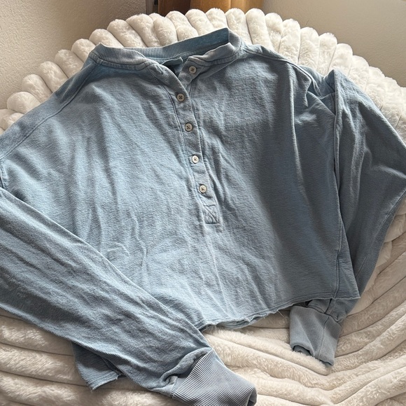 Universal Thread Tops - Universal Thread Light Blue Long Sleeve Henley